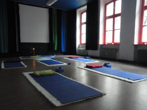 Yoga in English, Kreuzberg Berlin